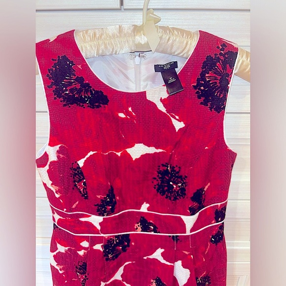LOFT Poppy flower pattern, textured fabric dress fully lined - Picture 2 of 9